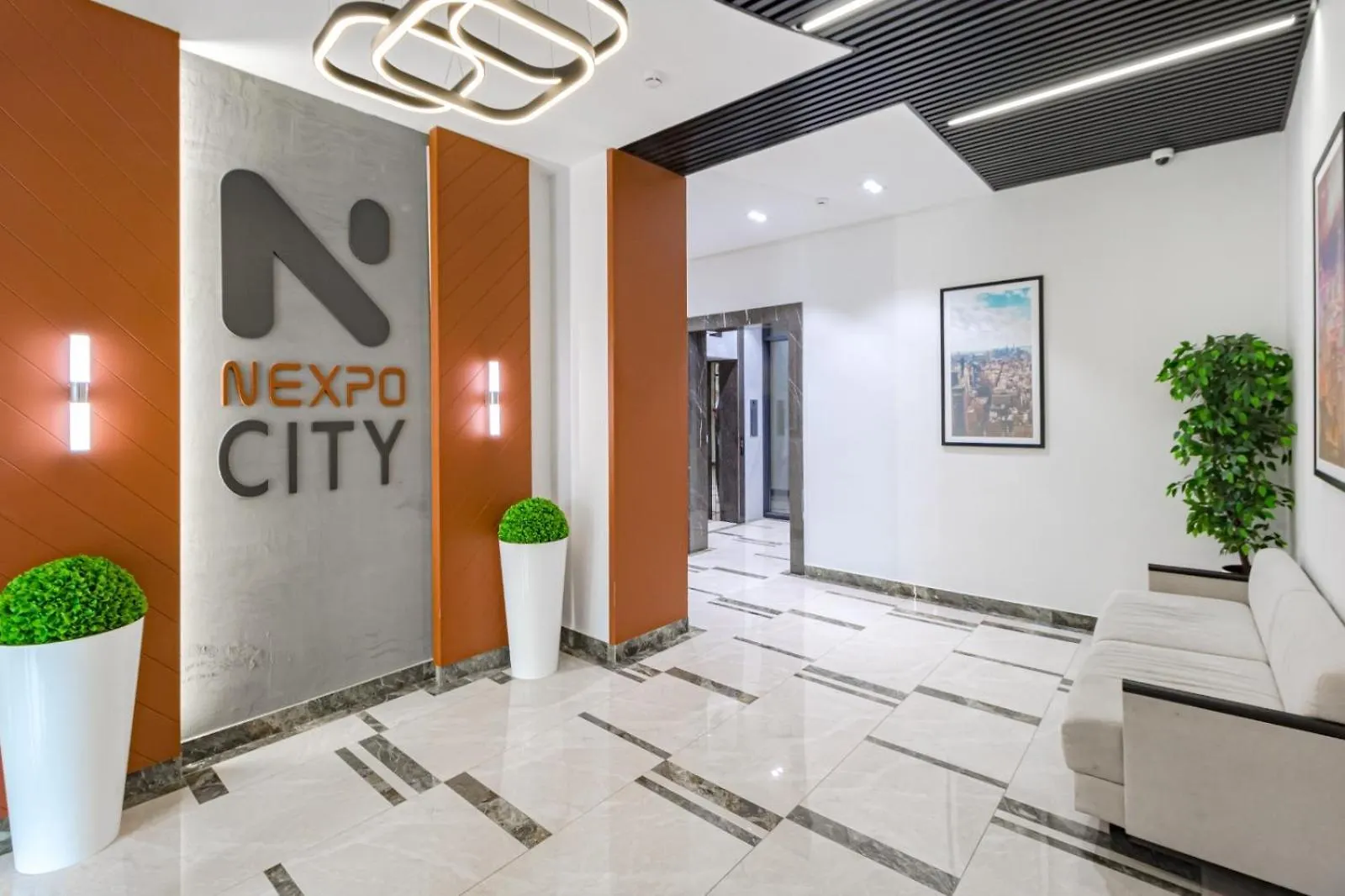 Apartment In The Heart Of The Capital Αστάνα